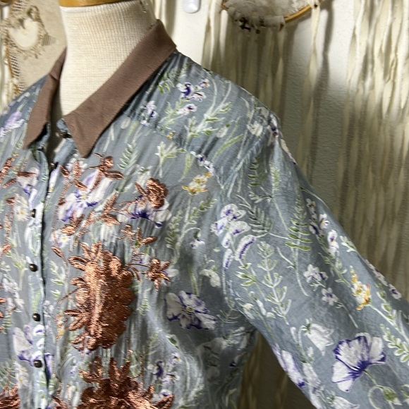 Aratta Silent Journey Embroidered Floral Timeless Shirt Size XL - Picture 3 of 16